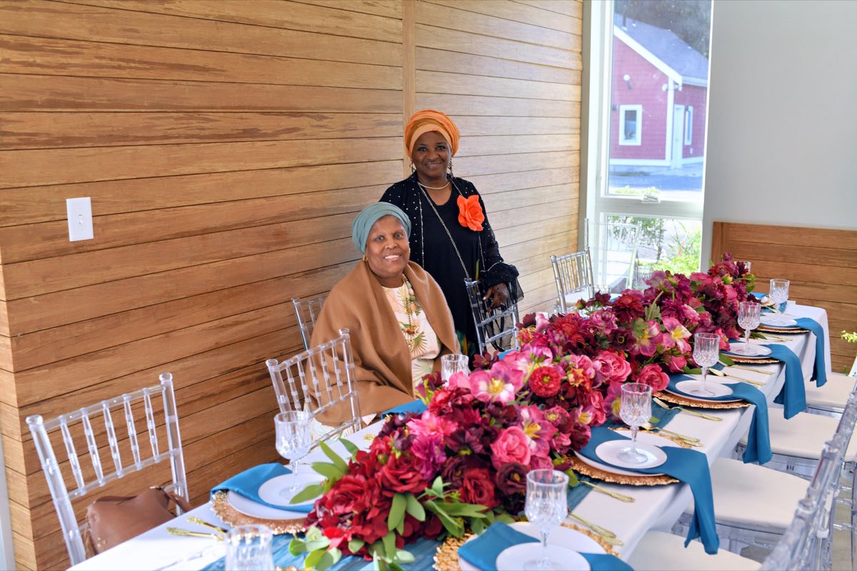 Early guests arriving at the reception
